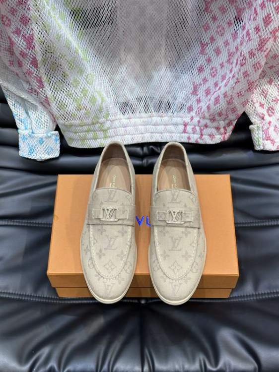 Picture of Louis Vuitton Shoes _SKULVsz38-46mnf052814304